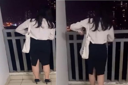 ผีเสื้อแน่นที่น่าดึงดูดของสาวร้อนโดยตรง