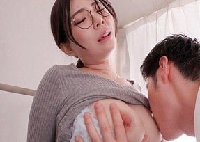 อาจารย์ Rei Kamiki เป็นไปตามหมายเลข 2 ของนักเรียน 2