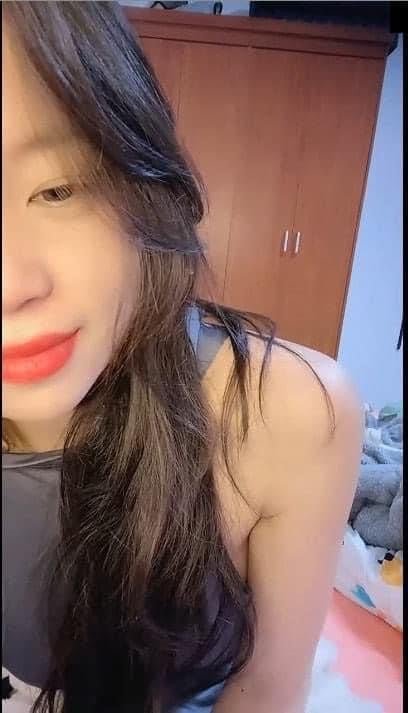 อีกครั้งสาวสวยบนยอดเขาก็ร้อนอย่างน่าประหลาดใจ
